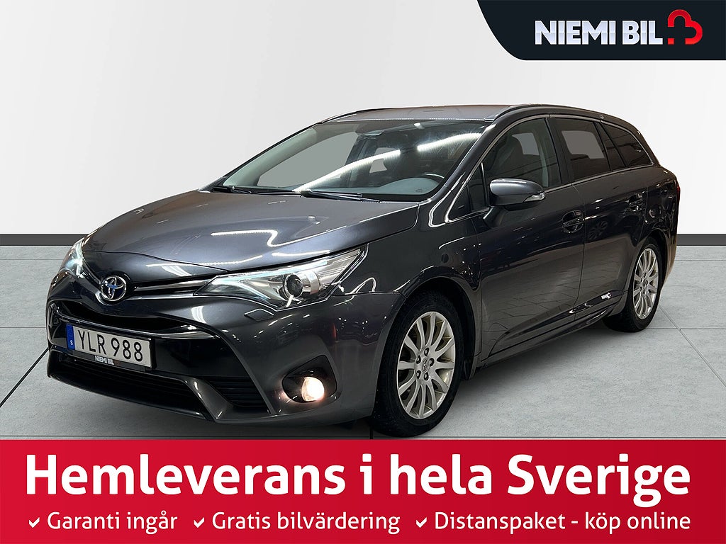 Toyota Avensis Kombi 2.0 D-4D Active Plus Drag Mvärme Backkamera S&V-däck