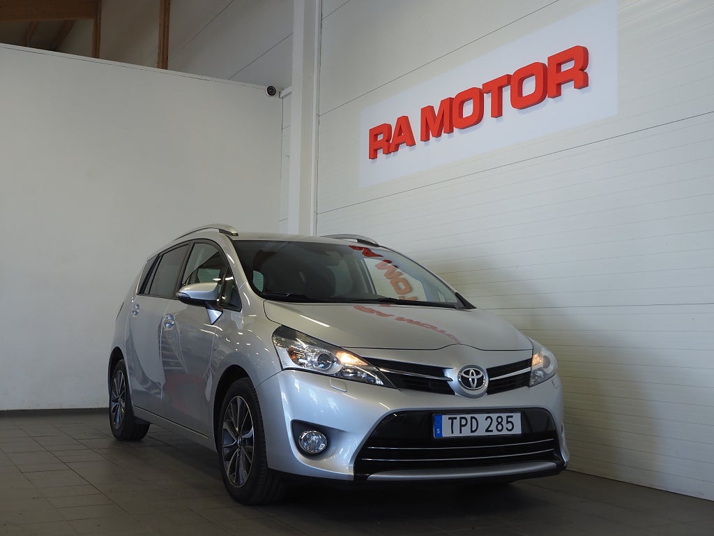 Toyota Verso 1.8 Valvematic Active Plus 7-Sits Kamera Navigation 2017