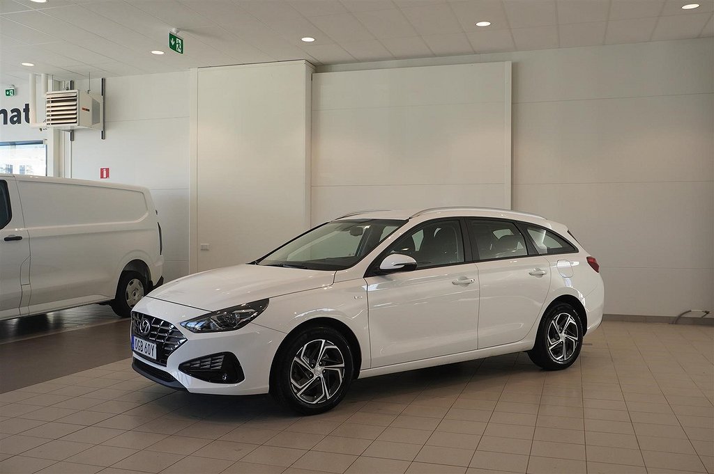 Hyundai i30 1.0 T-GDi Kombi Essential Automat 120hk