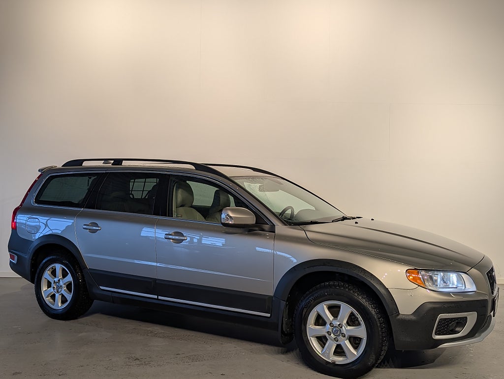 Volvo XC70 D5 AWD Geartronic Summum Euro 4