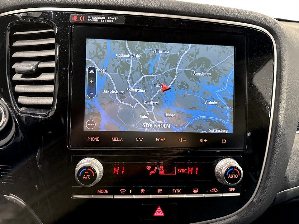 Bild på Mitsubishi Outlander S-Edition PHEV 224hk Aut 4WD - B-KAMERA,ELSTOL,NAV