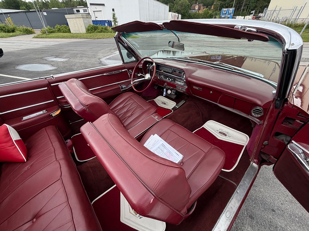 Cadillac Convertible de Ville 7.0 0kr insats 3230kr/mån