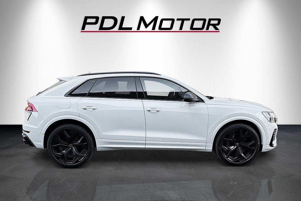 Audi RS Q8 2023 - miniatyr 4