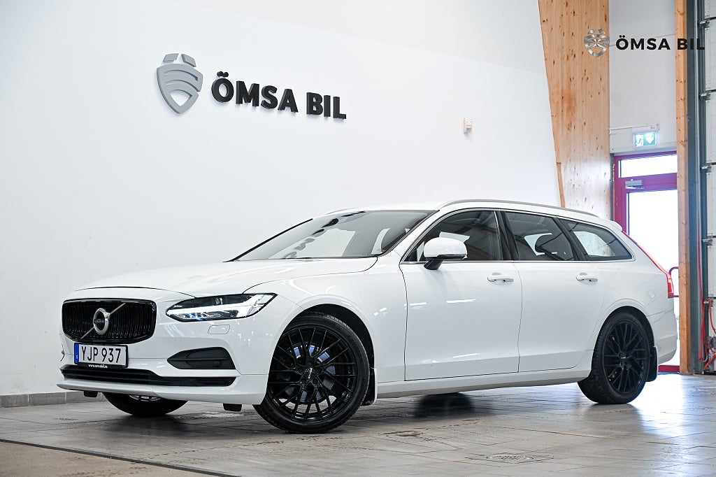 Volvo V90 D4 Momentum Värmare CarPlay 19" Drag 190hk