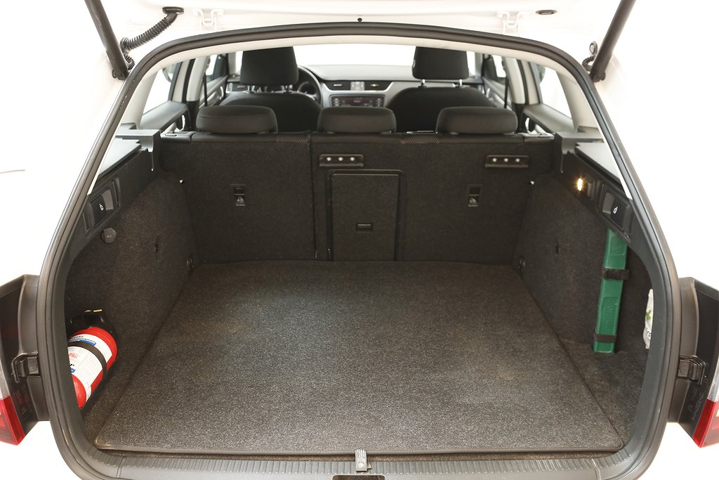 Skoda Octavia Scout 2,0 TDI 4x4 Extraljus D-Värmare Drag 2018