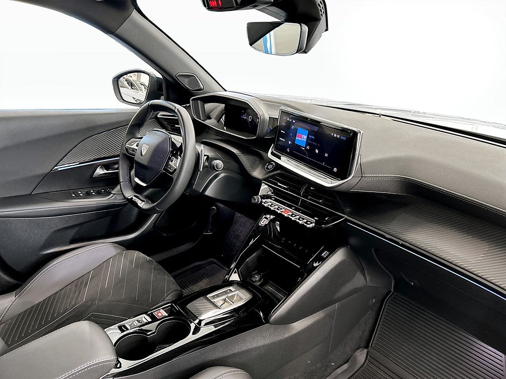 Bild på Peugeot 2008 GT 1.2 PT 130hk Aut - EL-STOL, 360-KAMERA