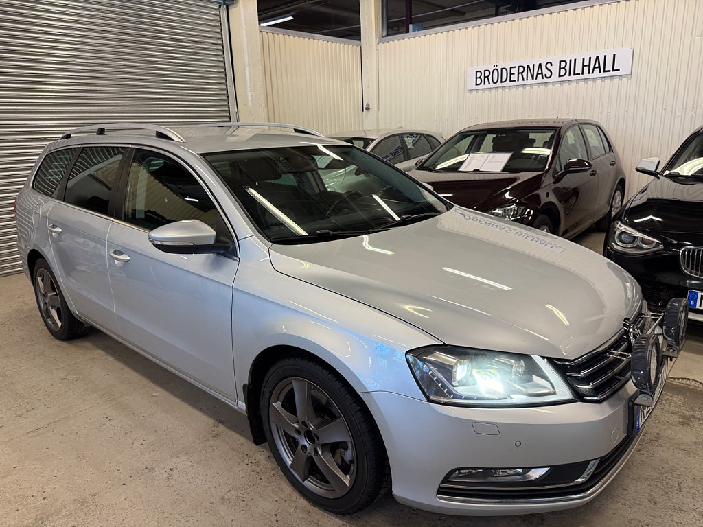 Volkswagen Passat 2.0 TDI DPF BMT 4Motion GT/ Drag/ D-värmare/ Backkamera
