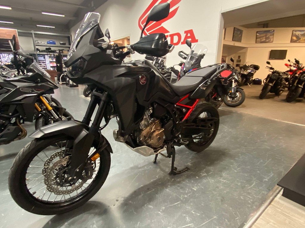 Honda CRF1100D Africa Twin DCT 