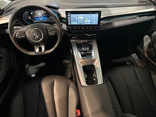 MG 5 Long Range 61.1 kWh Luxury PRIVATLEASING från 2995 kr
