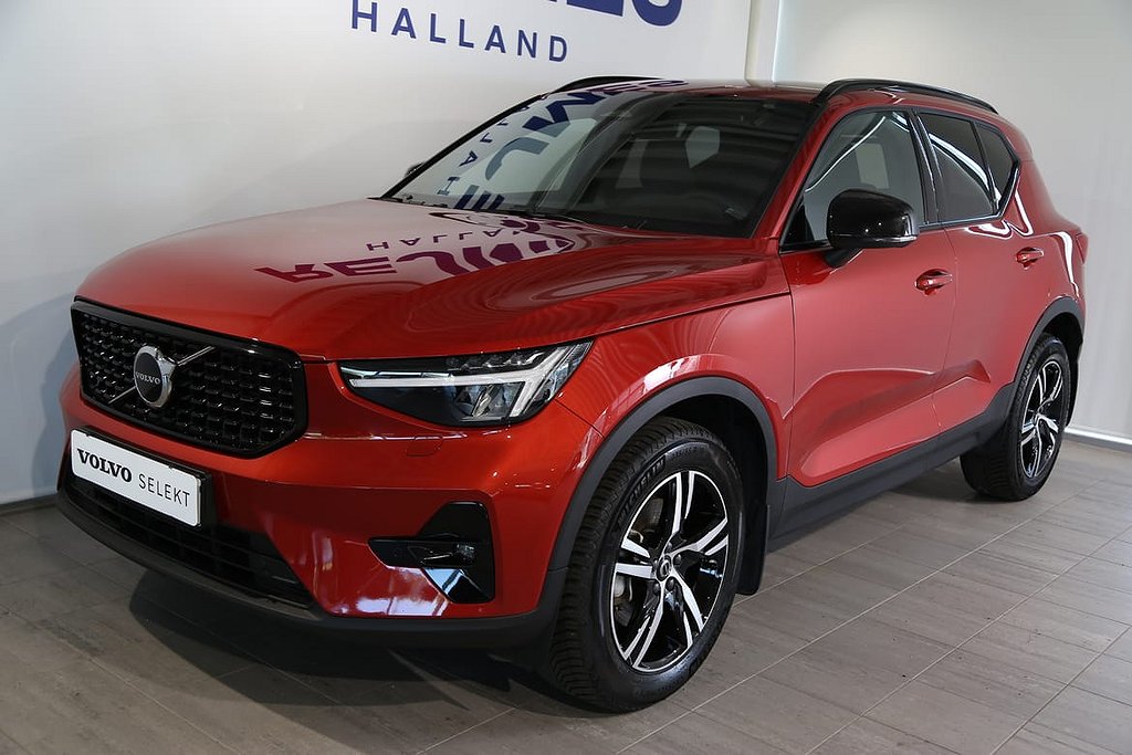 Volvo XC40 B4 FWD Bensin Plus Dark