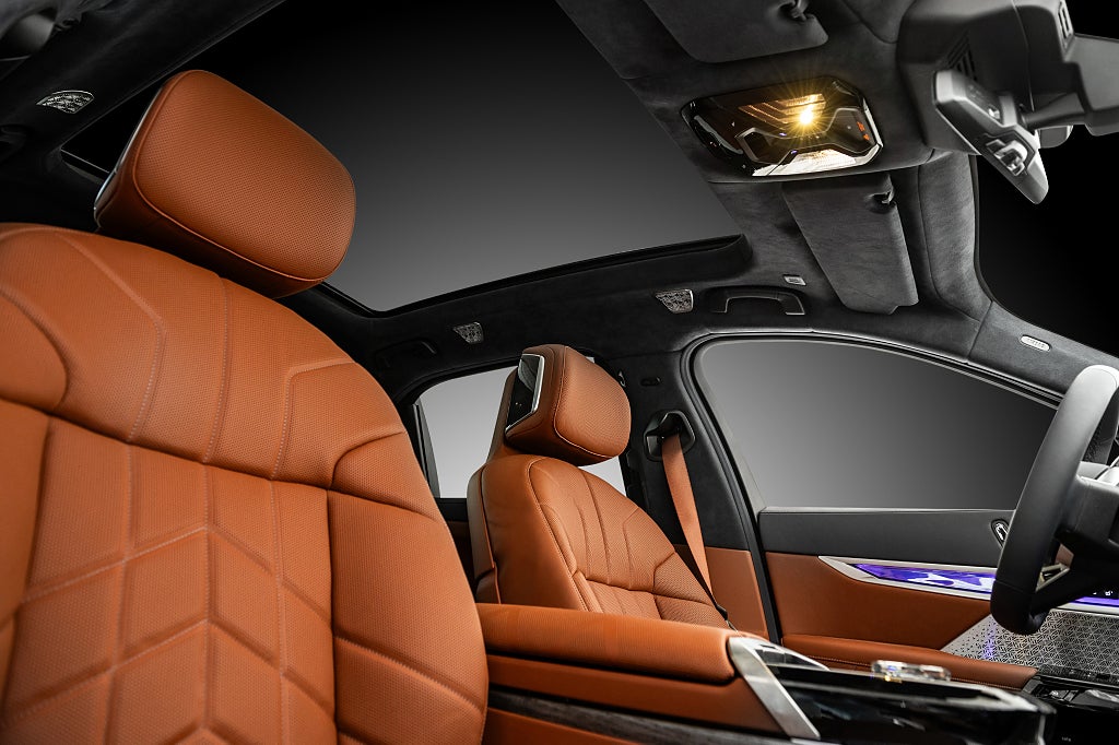 BMW i7 2023 - miniatyr 28