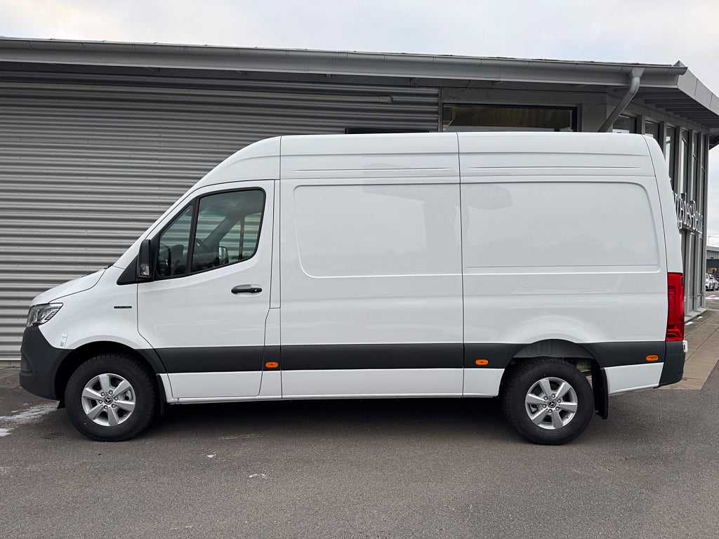 Mercedes-Benz Sprinter eSprinter 320 Skåp A2 SELECT 81 kWh - bild 3