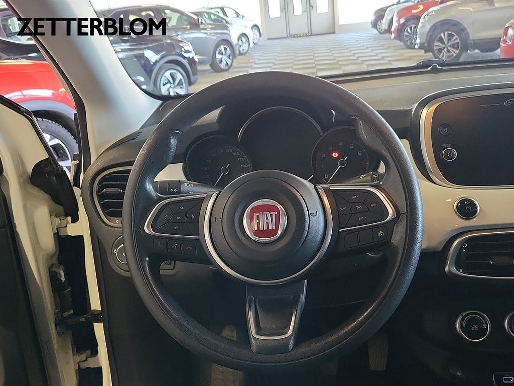 Halvkombi Fiat 500X 12 av 13
