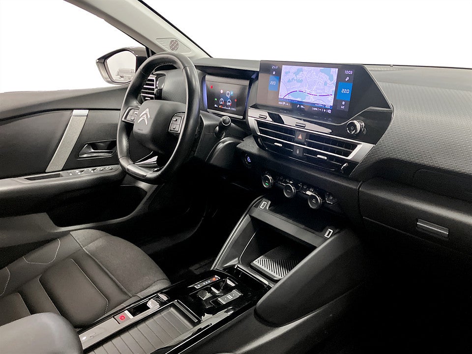 Bild på Citroën C4 Shine 1.2 PT 155hk Aut B-KAMERA CARPLAY