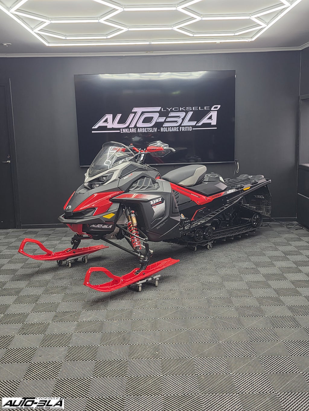 Lynx XTerrain RE 850 E-TEC Turbo 146"