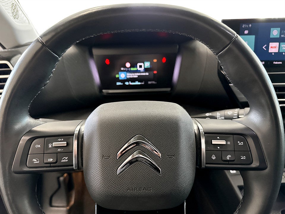 Bild på Citroën e-C4 Shine 50kWh 136hk Aut B-KAMERA CARPLAY