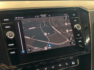 Kombi Volkswagen Passat 18 av 23