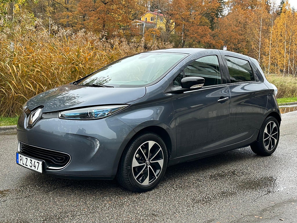 Renault Zoe R90 41 kWh  Friköpt Batteri / Värmare / 5900 MIL