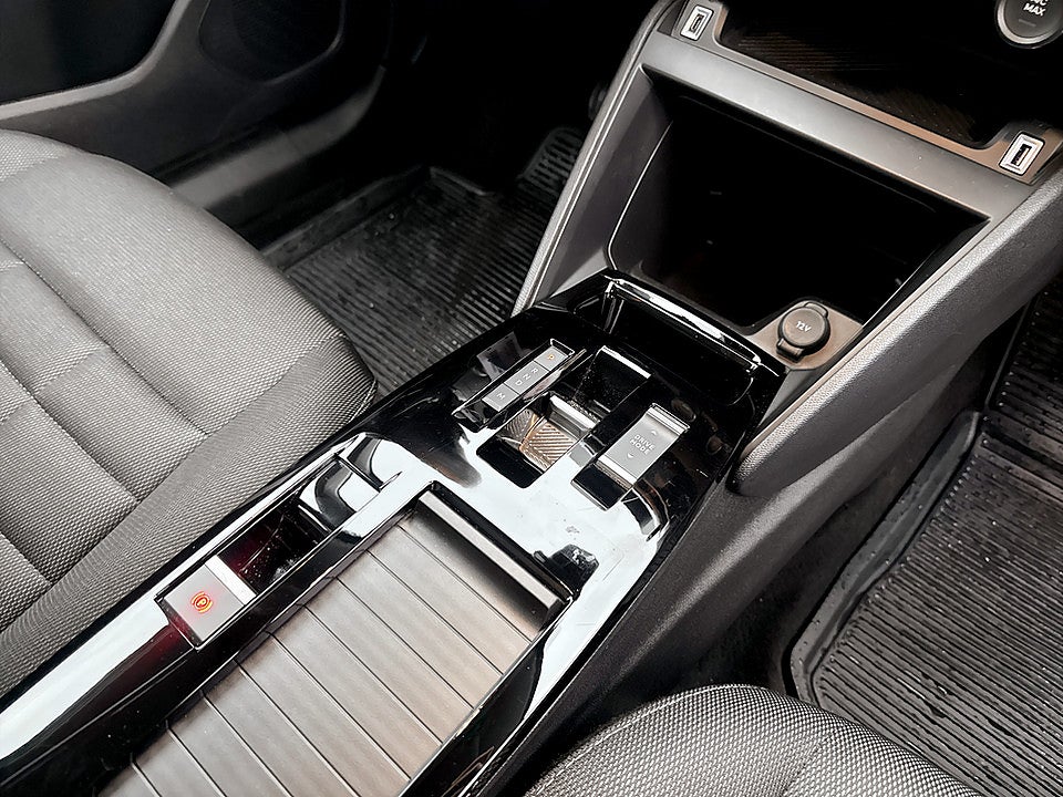 Bild på Citroen C4 Plus 1.2 PT 130hk Aut B-KAMERA CARPLAY
