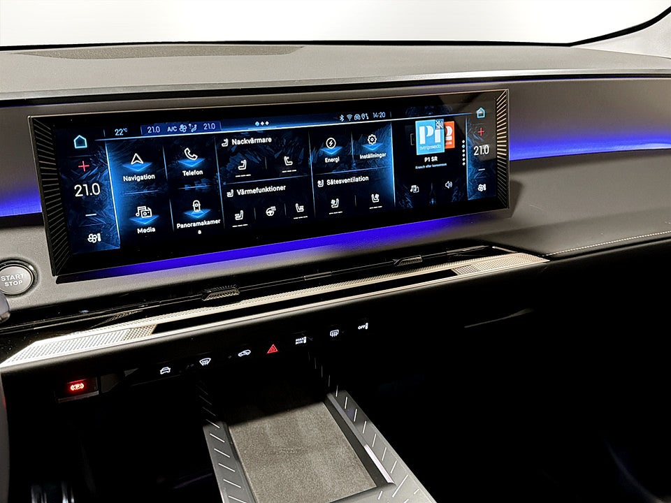 Bild på DS N°8 Étoile 97.2 kWh 349hk Aut AWD B-KAMERA CARPLAY PANO