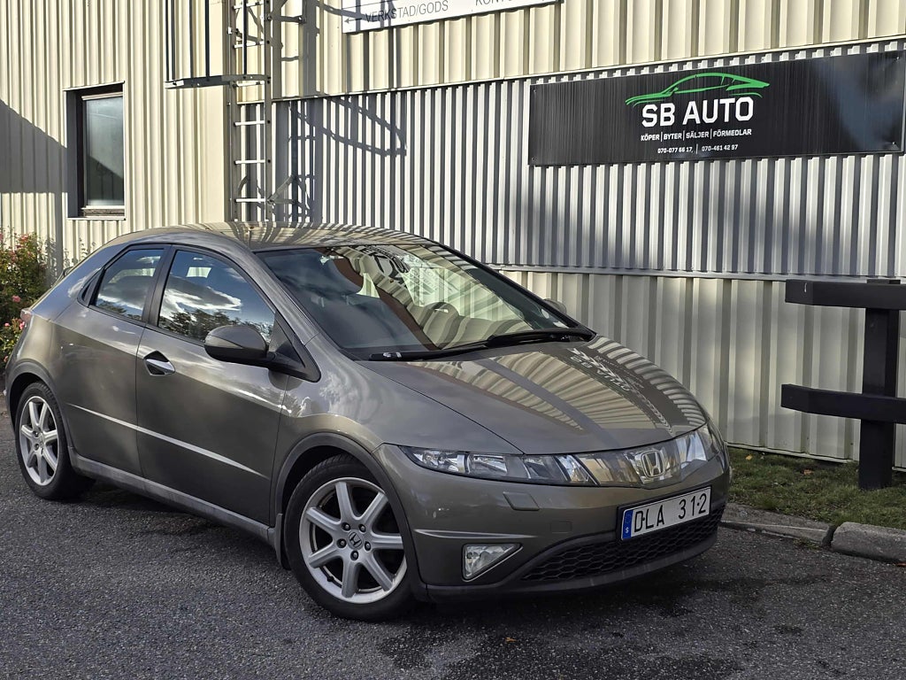 Honda Civic 5-dörrar 1.8 i-VTEC Sport Euro 4