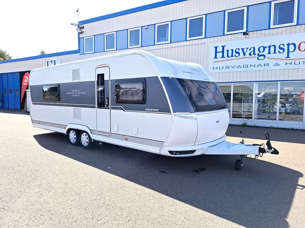 Hobby 660 WFC PRESTIGE Alde, AC, Förtält, Mover, Dubbelbädd, Cykelstäl