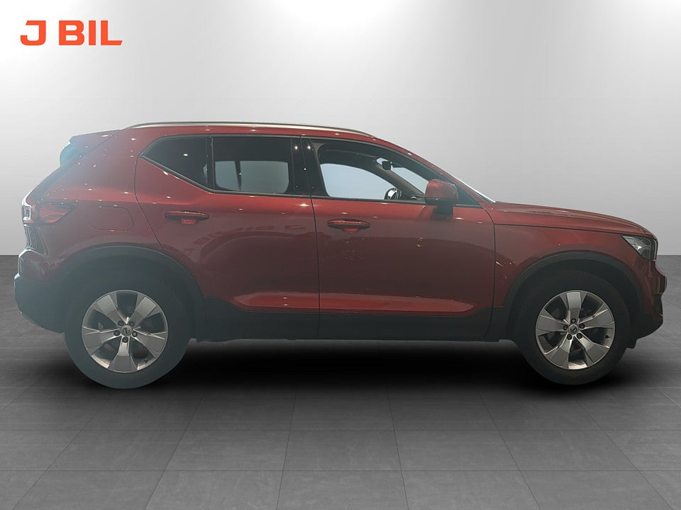 Bild på Volvo XC40 Momentum Advanced T2 129hk Aut RATTVÄRME
