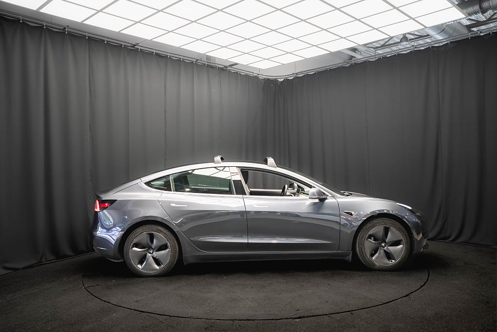 Tesla Model 3 Standard Range Plus PANORAMA LÄDER KAMERA ELSTOL