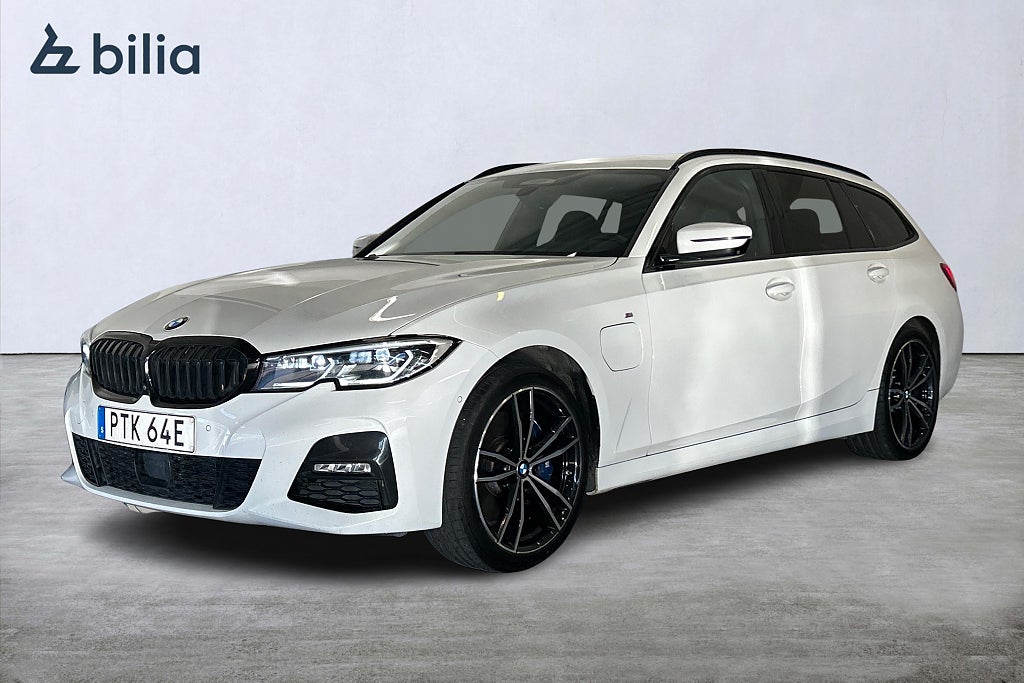 BMW 330e