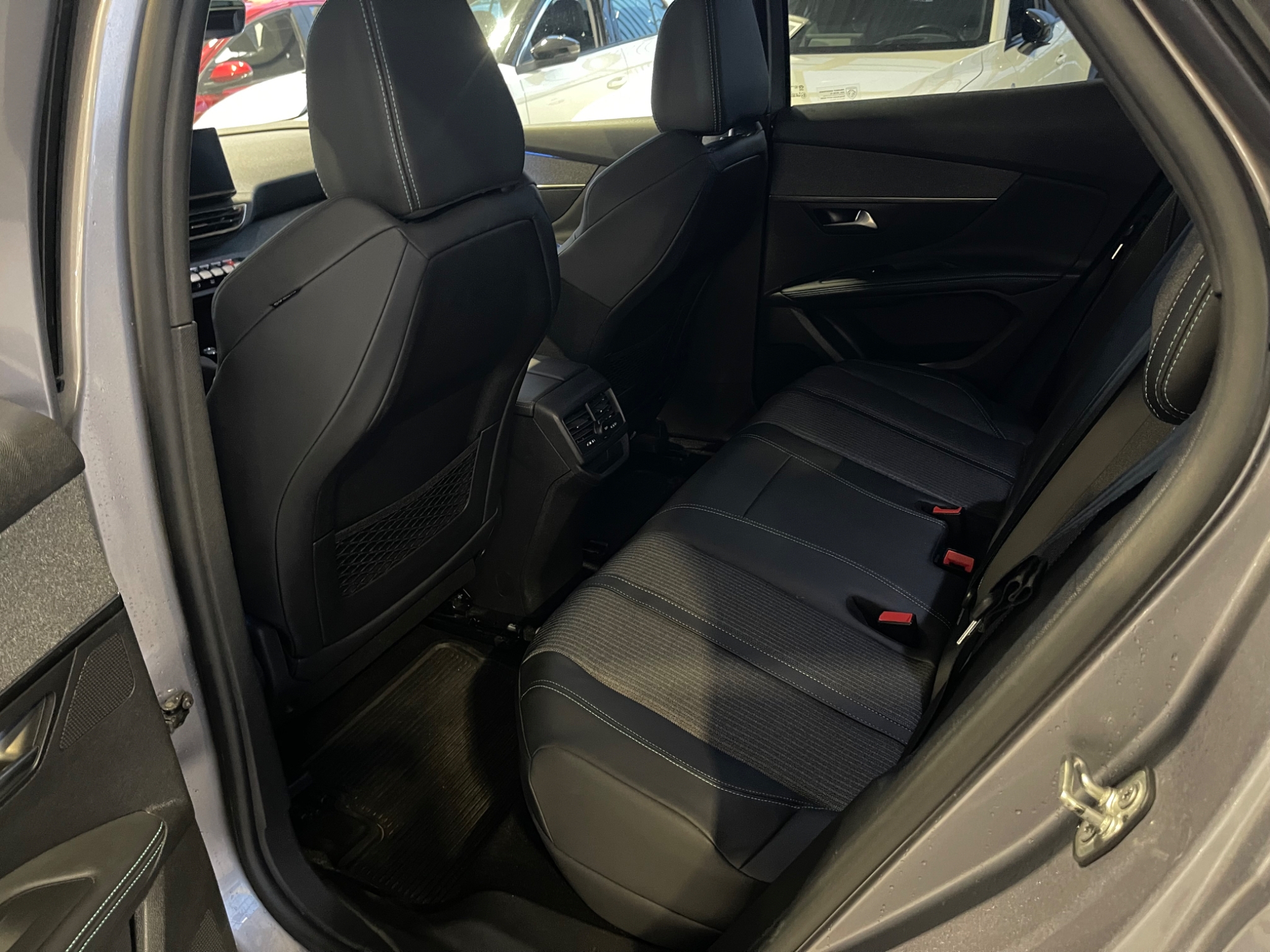 Peugeot 3008 Plug In HYBRID 225 2023, bild 7/46