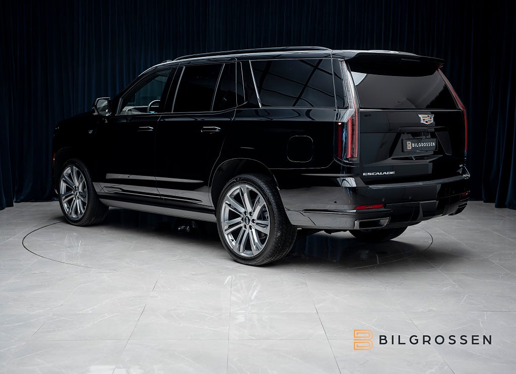 Cadillac Escalade 6.2 V8 4WD Platinum Sport Exclusive Seats 24" MY26