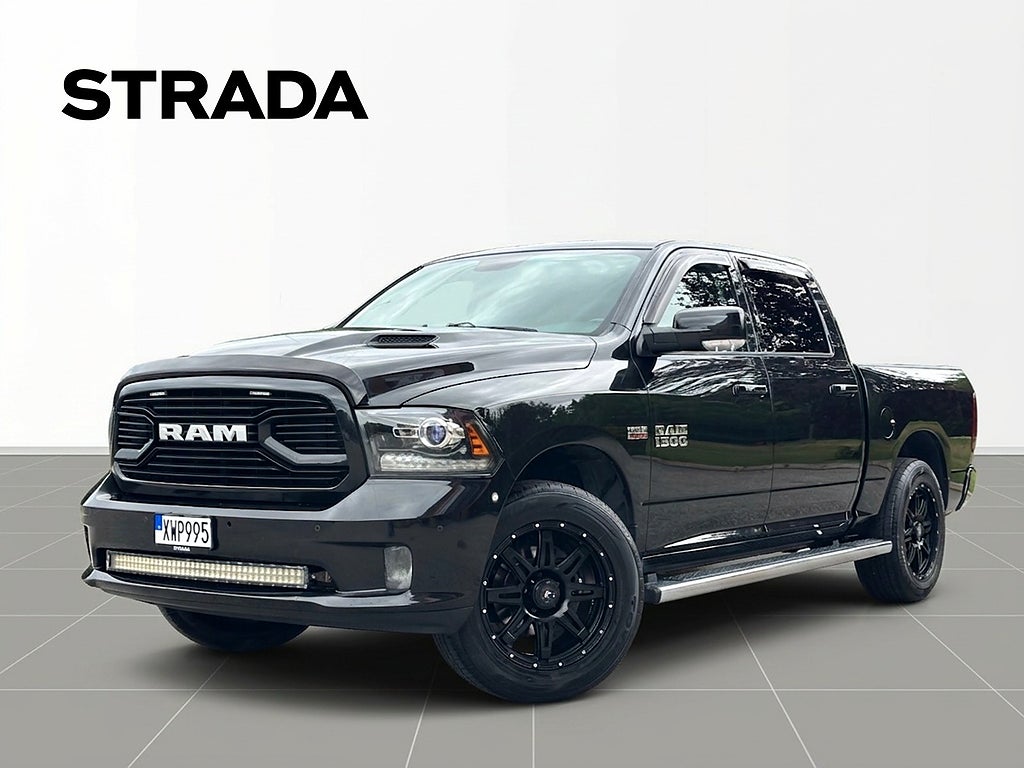Dodge RAM SPORT Crew Cab 5.7 V8 HEMI | FLAKLOCK | BLIXTLJUS