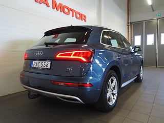 SUV Audi Q5 7 av 23