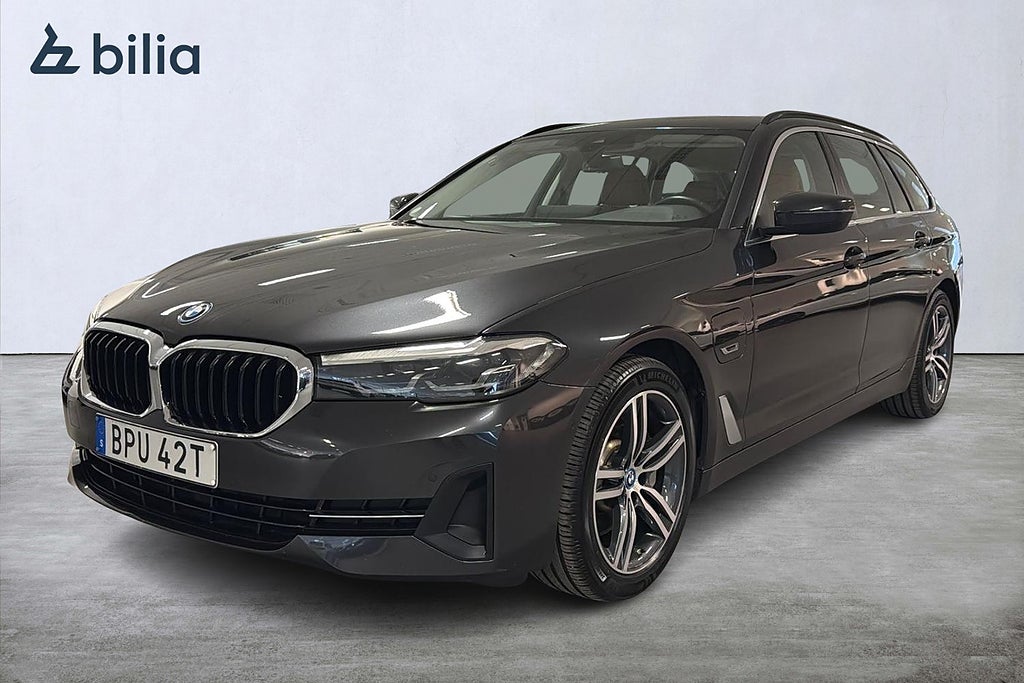 BMW 530e xDrive Touring | Drag | Backkamera | Rattvärme