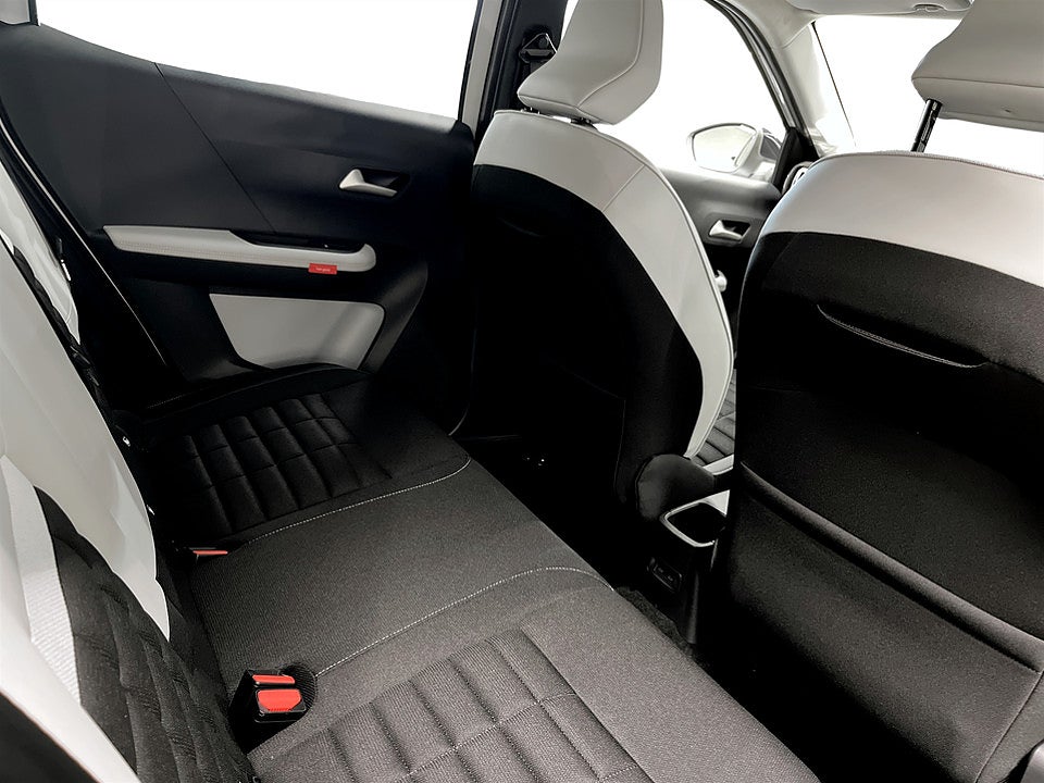 Bild på Citroën C3 AirCross Plus PureTech 100hk - DEMO