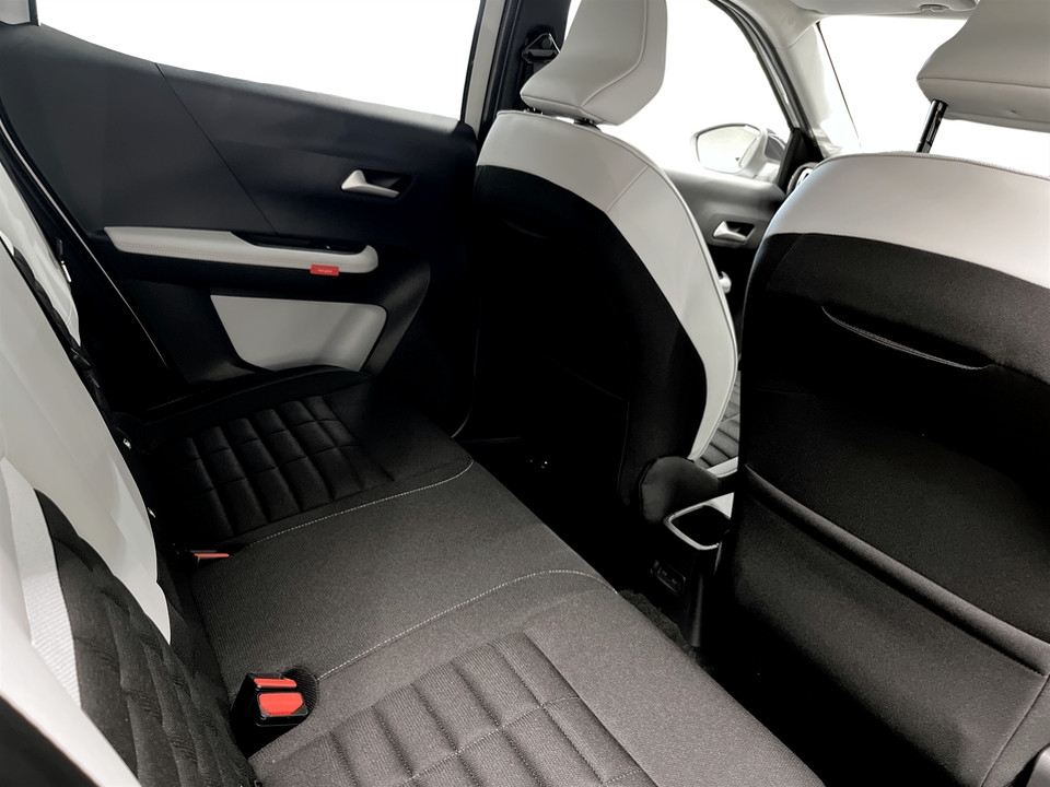 Citroen C3 AirCross Plus PureTech 100hk 2025, bild 6/36