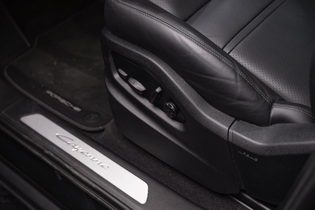 Gallery image 15 of 21