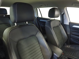 Kombi Volkswagen Passat 13 av 25