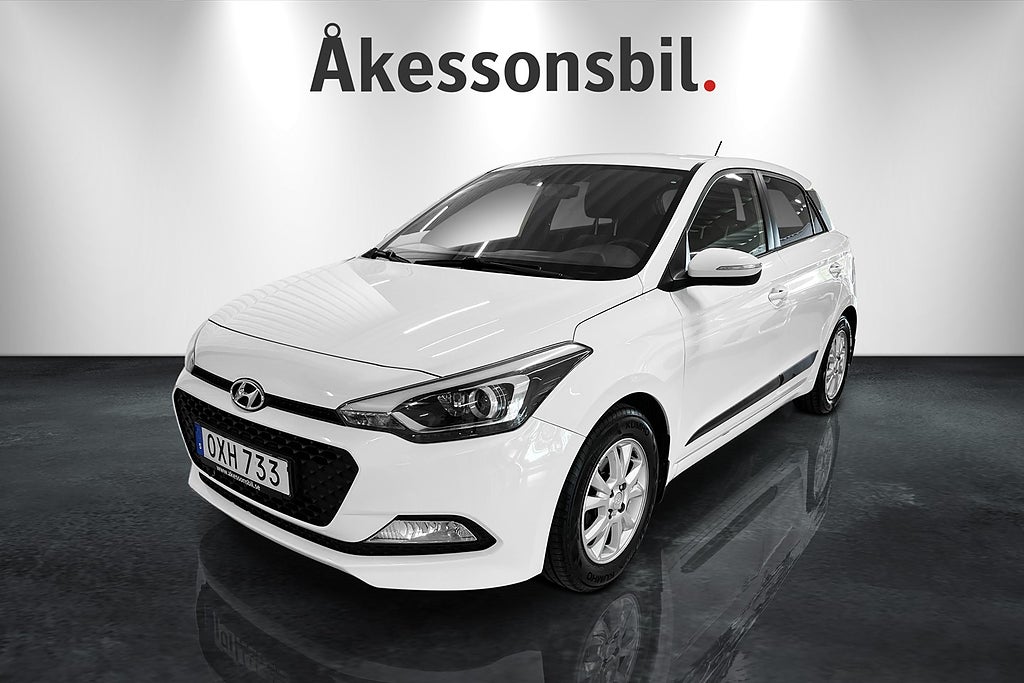 Hyundai i20 1.2 Comfort dragkrok vinterhjul friktion