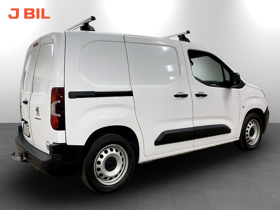 Bild på Peugeot Partner PRO 1.2 PT 130hk Aut L1 P-SENSORER DRAG BLUETOOTH 
