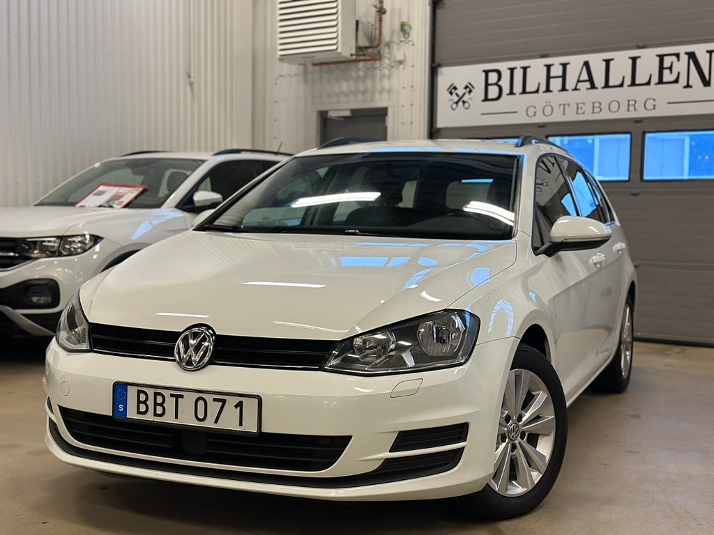 Volkswagen Golf Sportscombi 1.2TSI(110hk)CarPlay B-kam Värm Drag V-Hjul
