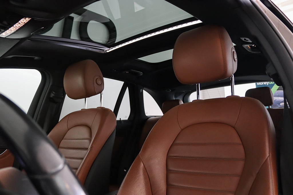 Mercedes-Benz GLC 250 d 4MATIC Exclusive 360° Burmester Värm 1 ägare Drag