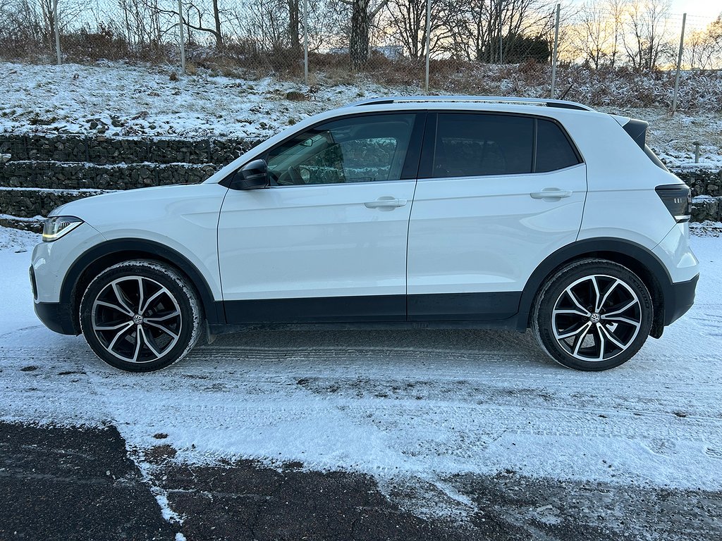 Volkswagen T-CROSS VI KÖPER VW T-CROSS MED MOMS FÖR EXPORT