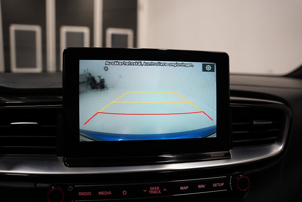 Kia ProCee'd 1.4 T-GDI 140hk GT-Line B-kamera M-värmare Carplay Navi
