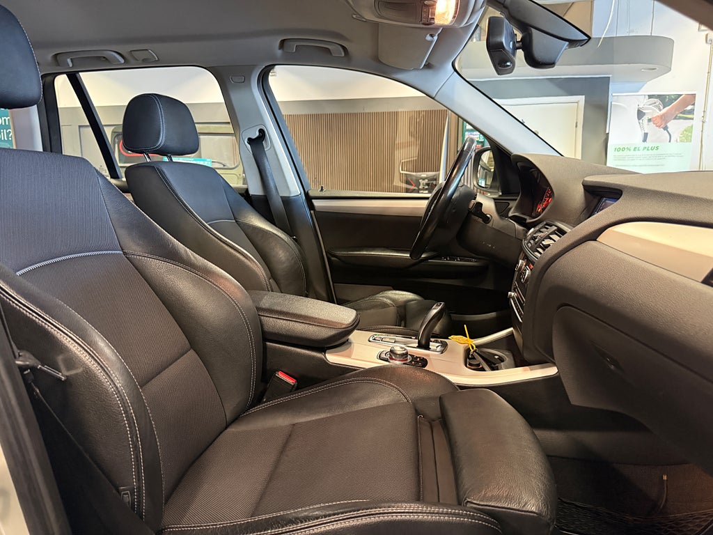 BMW X3 2011 - miniatyr 23