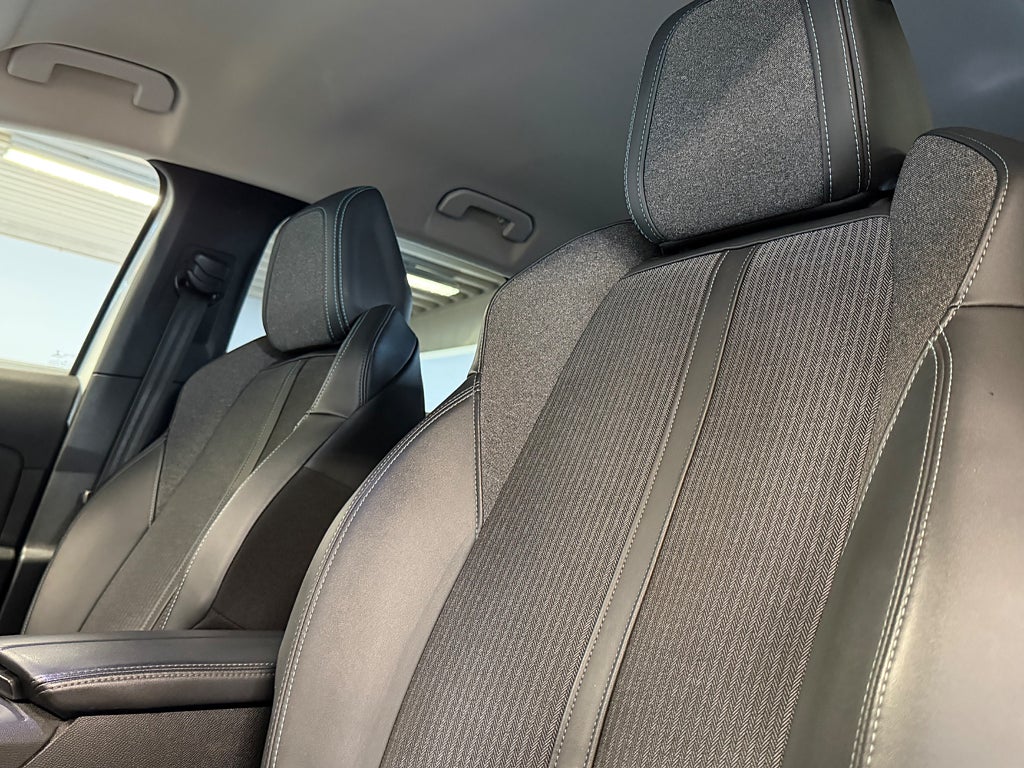 Peugeot 3008 HYBRID 224hk Aut Dragkrok Farthållare Helljusassistent bild 18
