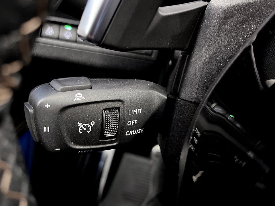 Bild på Peugeot 3008 GT 1.2 PT 130hk Aut - B-KAMERA, CARPLAY