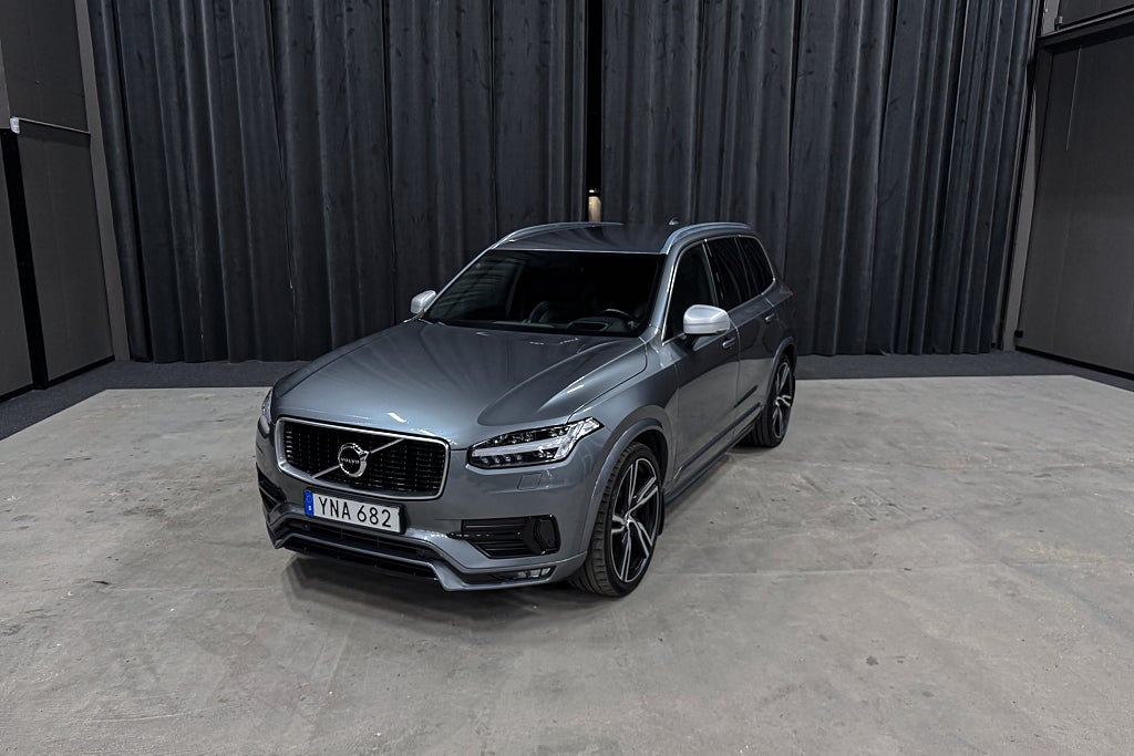 Volvo XC90 7-seater D5 AWD R-Design|B&W|HUD|Luft|SESPEC