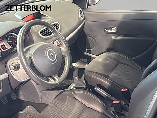 Halvkombi Renault Clio 8 av 15