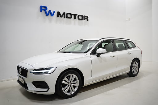 Volvo V60 D4 AWD 190hk Momentum D-värmare Drag VOC Carplay Navi